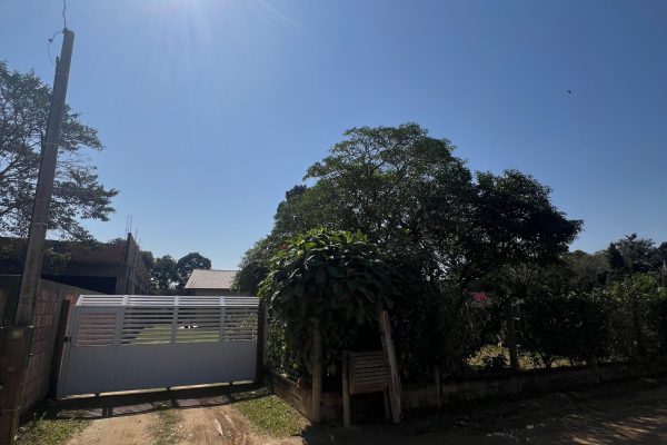 Casa mais Terreno de 3 mil m² na Beira da Lagoa