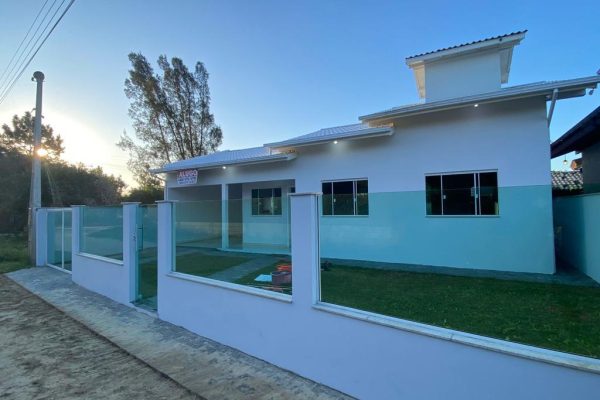 Casa no Arroio de 114 m² meia quadra da Lagoa