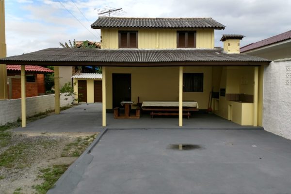 Casa a Venda na Rua Vereador Mauro Viera